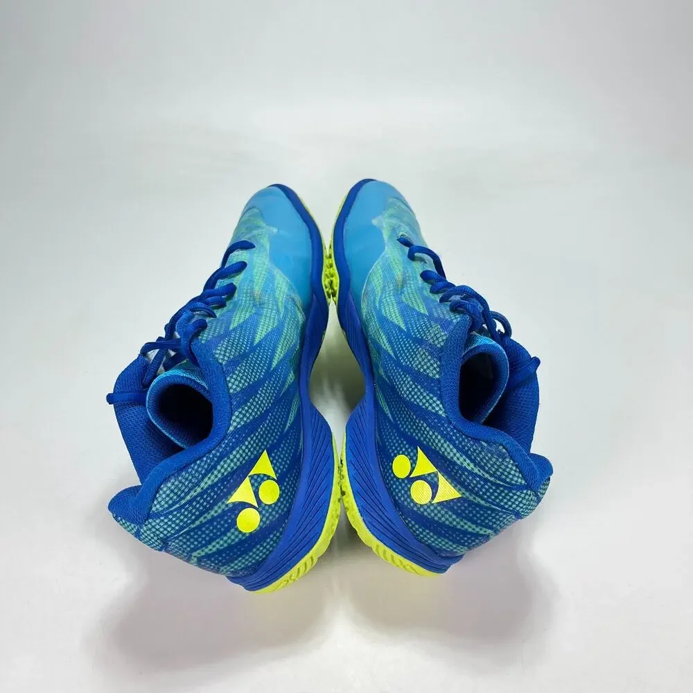 Yonex power cushion